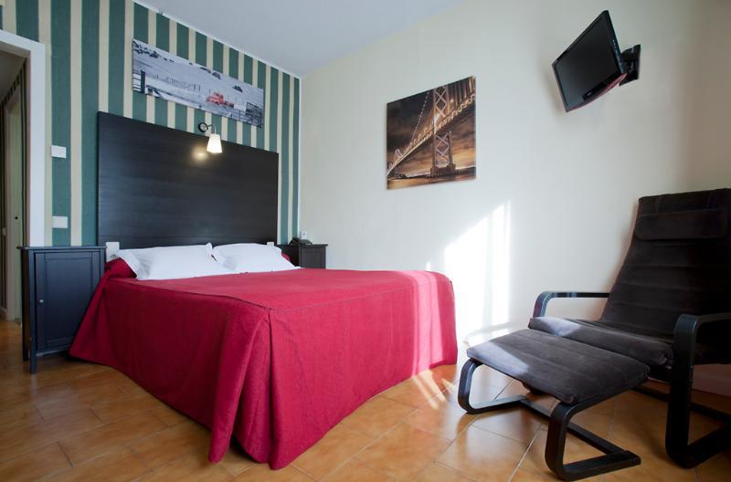 Hrc Hotel Мадрид Экстерьер фото