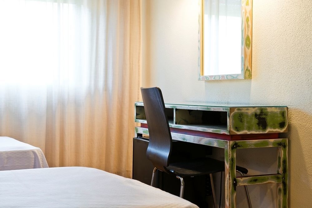 Hrc Hotel Мадрид Экстерьер фото