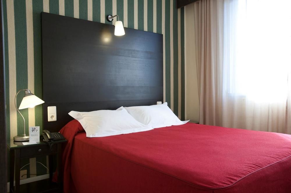 Hrc Hotel Мадрид Экстерьер фото